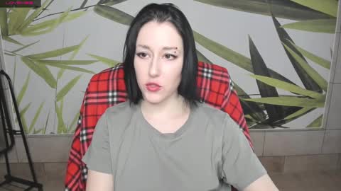 Snapshot of adell_berry chatting on February 28, 2:42 am Adel online show from February 28, 2:42 am