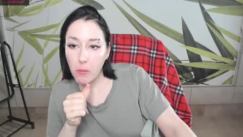 Snapshot of adell_berry chatting on February 28, 6:10 am Adel online show from February 28, 6:10 am