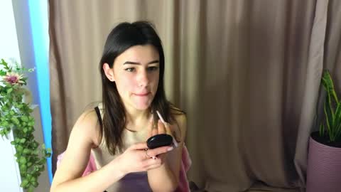 Adellyy online show from April 4, 10:24 am