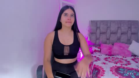   online show from November 28, 5:04 pm