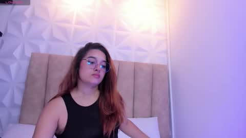 Snapshot of adhara_rousse_ chatting on September 22, 11:56 am ADHARA online show from September 22, 11:56 am