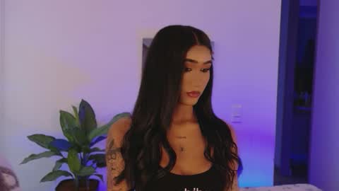 Isabellafirst online show from September 24, 5:16 pm