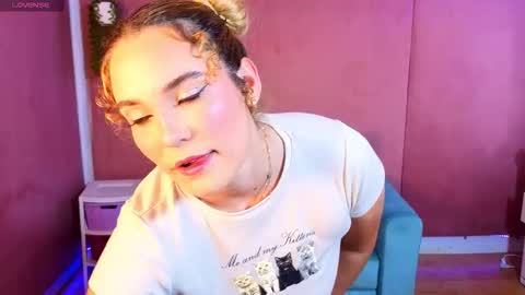 Snapshot of adharawo chatting on March 26, 1:44 am Adhara online show from March 26, 1:44 am