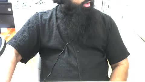 Snapshot of adil921103 chatting on September 27, 12:15 am PakiboyUK online show from September 27, 12:15 am