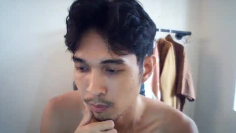 Snapshot of adios_amigo chatting on March 26, 7:47 am Amigo online show from March 26, 7:47 am