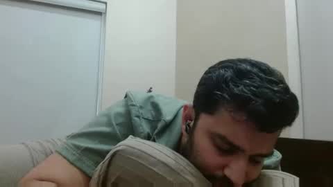 Snapshot of adit56665 chatting on February 14, 9:06 am adit56665 online show from February 14, 9:06 am