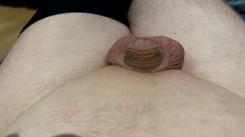 Snapshot of admireyourboobies chatting on October 28, 6:06 am Old Curious Man online show from October 28, 6:06 am