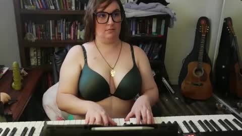 Snapshot of adobe_angel304 chatting on November 16, 8:14 pm adobe_angel304 online show from November 16, 8:14 pm