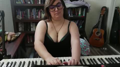 Snapshot of adobe_angel304 chatting on November 23, 7:57 pm adobe_angel304 online show from November 23, 7:57 pm