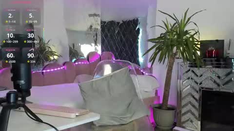 Adona online show from November 9, 7:17 am