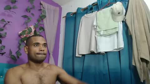 adonis_kodjoe online show from May 18, 7:25 am