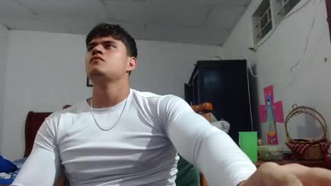 Snapshot of adonis_walkerx chatting on February 16, 12:41 am adonis_walkerx online show from February 16, 12:41 am