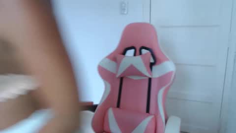 Snapshot of adorablekat29 chatting on February 12, 6:19 pm Kattt online show from February 12, 6:19 pm