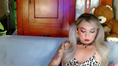 jasmine online show from December 5, 1:14 am