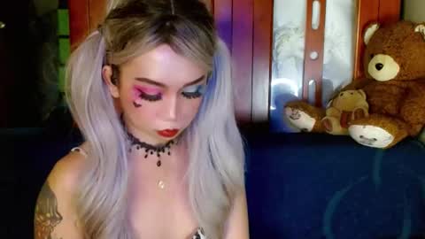 jasmine online show from January 17, 12:20 am