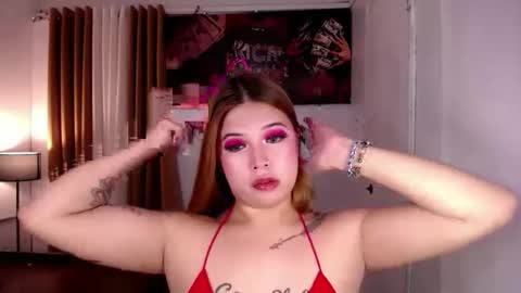 adorabletsforyouxx online show from January 7, 6:38 am