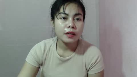 Snapshot of adorned_avah chatting on December 20, 10:38 am Eve online show from December 20, 10:38 am