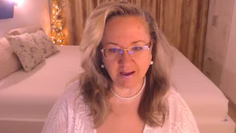 Cryna online show from March 12, 5:24 am