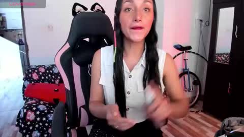 Snapshot of adrena_10 chatting on March 7, 5:32 pm Adrena10 online show from March 7, 5:32 pm