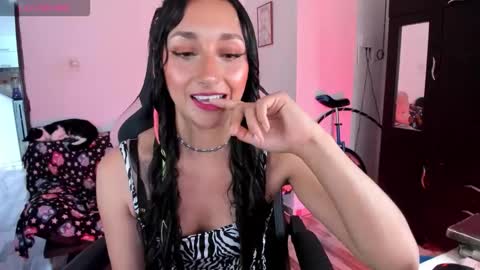 Snapshot of adrena_10 chatting on March 13, 12:56 pm Adrena10 online show from March 13, 12:56 pm