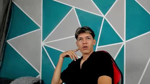 Andrew online show from October 31, 12:06 pm