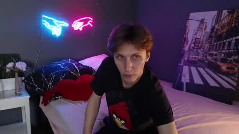 Adrian online show from December 6, 7:34 pm