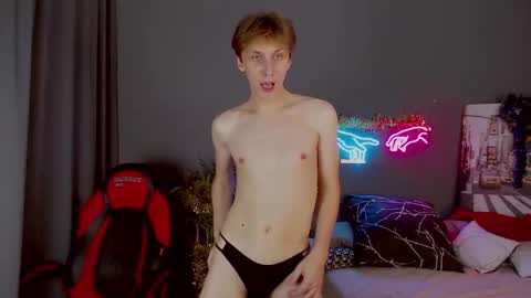 Adrian online show from December 8, 8:25 pm
