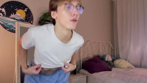 Adrian online show from December 12, 7:15 pm