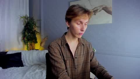 Adrian online show from December 19, 7:29 pm