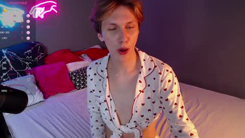 Adrian online show from January 11, 9:26 am