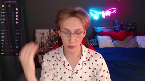 Adrian online show from January 27, 3:39 pm