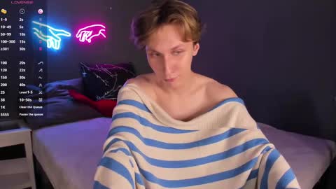 Adrian online show from March 1, 4:44 pm