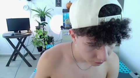 adrian morelli online show from October 14, 8:09 pm