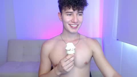 adrian morelli online show from March 5, 7:10 pm