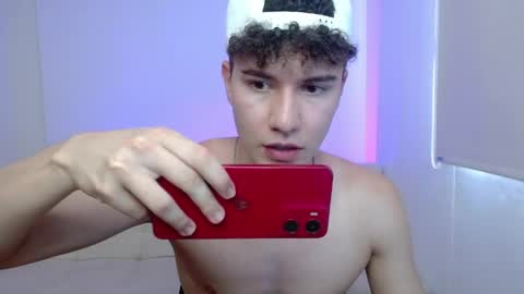 adrian morelli online show from May 15, 9:22 pm