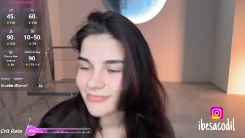 Snapshot of adriana_allen chatting on April 2, 9:34 pm Adri online show from April 2, 9:34 pm