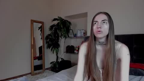 Snapshot of adrianacult chatting on January 10, 6:48 am Adriana online show from January 10, 6:48 am