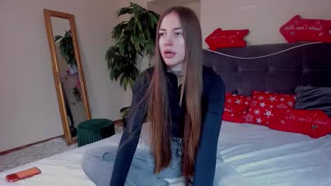 Snapshot of adrianacult chatting on January 15, 6:18 am Adriana online show from January 15, 6:18 am