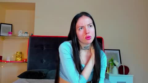 Adriana online show from March 20, 1:49 pm