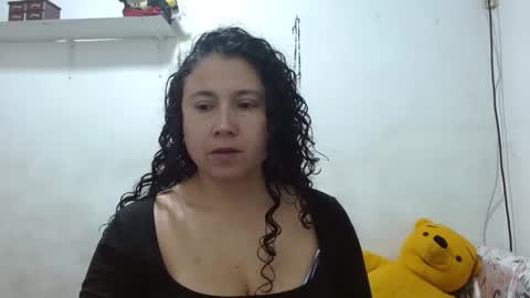 Adriana Tellez online show from October 3, 1:41 pm