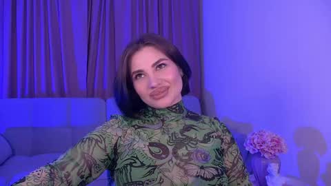 AdrianaTores online show from May 26, 7:10 pm