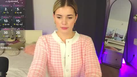 adrianawow1 online show from March 9, 3:32 am