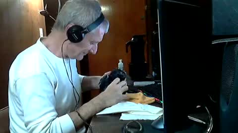 Snapshot of adrianlatino chatting on June 12, 1:48 am Adrian online show from June 12, 1:48 am