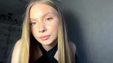 Snapshot of adriannemuldowney chatting on March 20, 2:33 pm Caroline online show from March 20, 2:33 pm