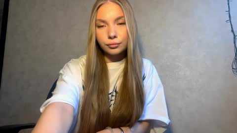 Snapshot of adriannemuldowney chatting on April 1, 2:25 pm Caroline online show from April 1, 2:25 pm