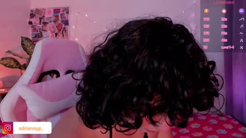 adrianny online show from February 18, 8:25 pm