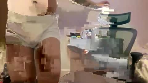 adriano guapo online show from December 1, 10:09 am