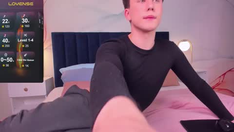 adrianoaubert online show from September 20, 10:27 am