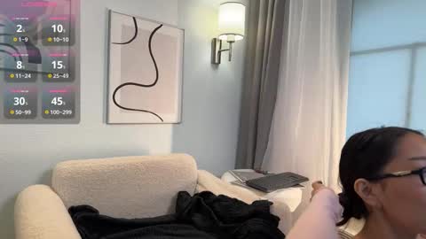 adrianochi_ online show from October 20, 7:20 am