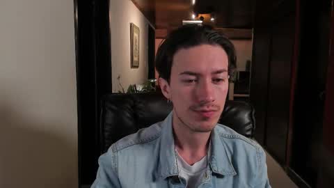 Adrian Williams online show from November 5, 11:05 pm